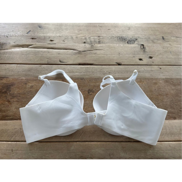 Victoria's Secret Smooth White 36DDD Love Cloud Push Up Plunge Bra VS - Picture 2 of 2